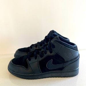 Women's Black High-Top Sneakers
